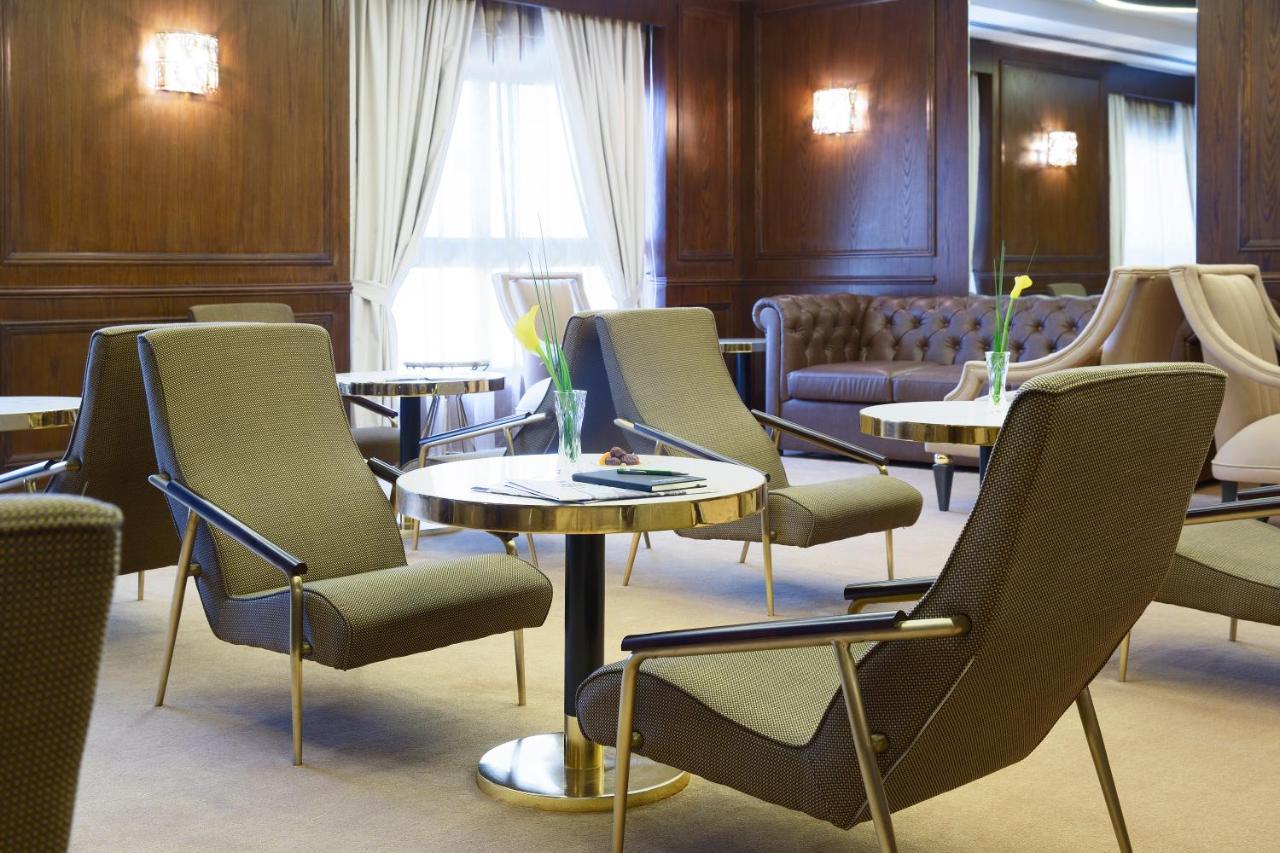 옥시덴탈 알 자다프 두바이 외부 사진 The interior of the hotel