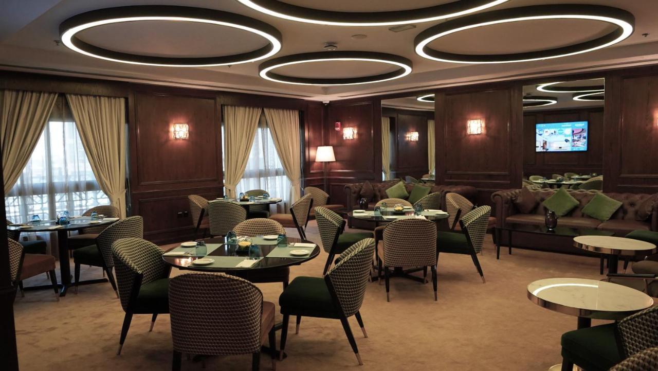 옥시덴탈 알 자다프 두바이 외부 사진 The interior of the restaurant